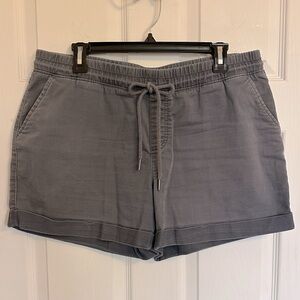2/$10 Time & Tru Gray Casual Cuffed Shorts, size L